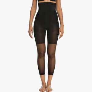 NIB SPANX Original Shaping High-Waisted Footless Sheers Capri Length in Black